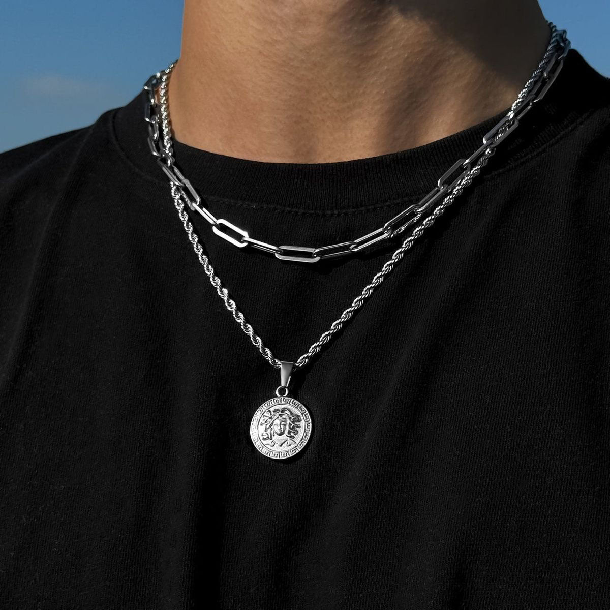 HEFNEX Mythic Medusa Silver Rope Pendant – Ancient Elegance Reimagined