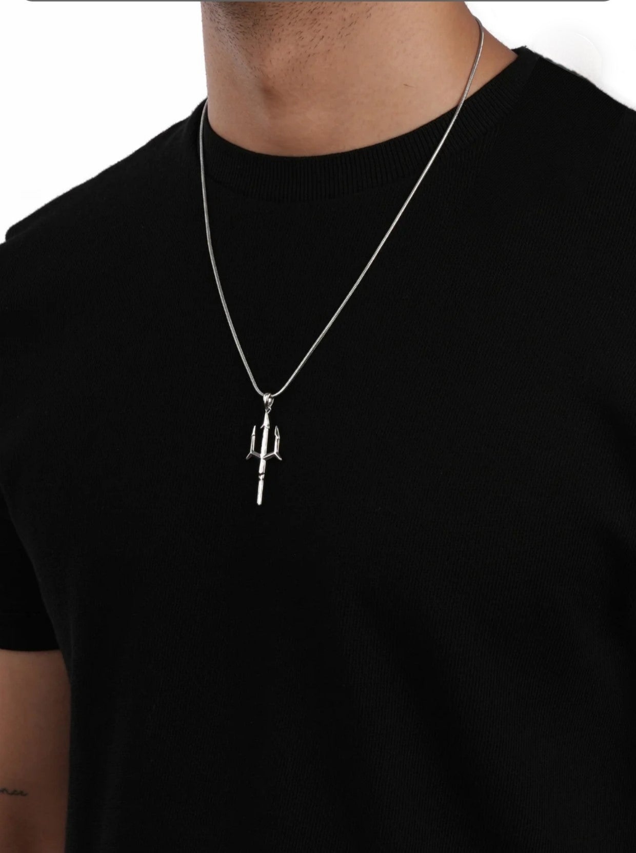 HEFNEX – Trident of Silence | Minimal Pendant for the Bold Soul