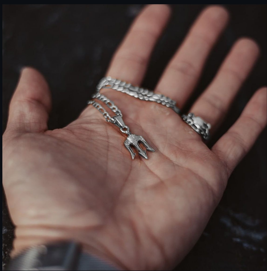 HEFNEX The Trident of Silent Storms – Forged for the Bold, Worn by the Unbroken